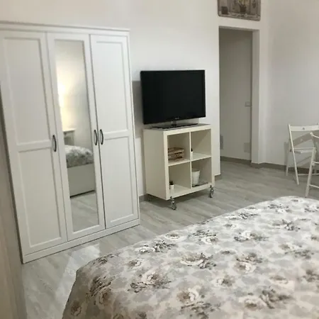Cappellino Undici Pensión Sciacca